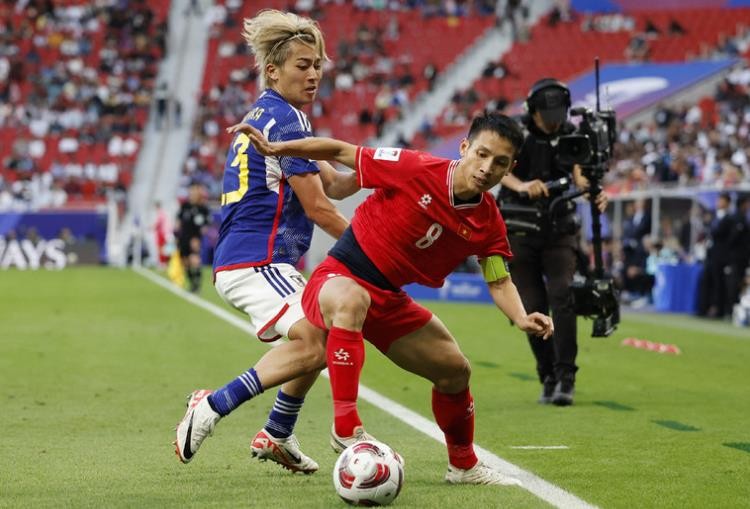 TRỰC TIẾP Việt Nam 2-3 Nhật Bản (H2): Siêu phẩm của Nakamura - Bóng Đá