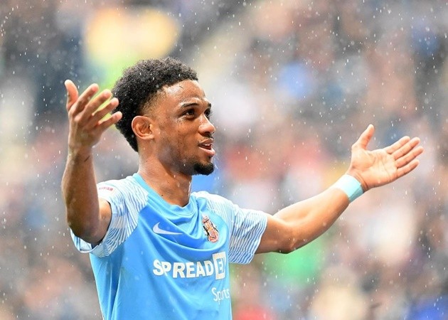 Ten Hag đã có hành động ấn định tương lai 