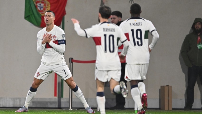 5 điểm nhấn Luxembourg 0-6 Bồ Đào Nha: Hai mặt Ronaldo; Màn kết hợp gây bão - Bóng Đá