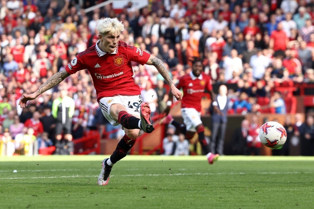 Chiếc áo số 7 dần lộ diện ở Old Trafford - Bóng Đá