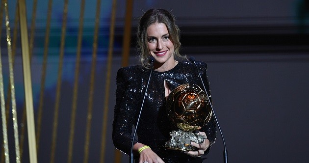 Alexia Putellas - Bóng Đá