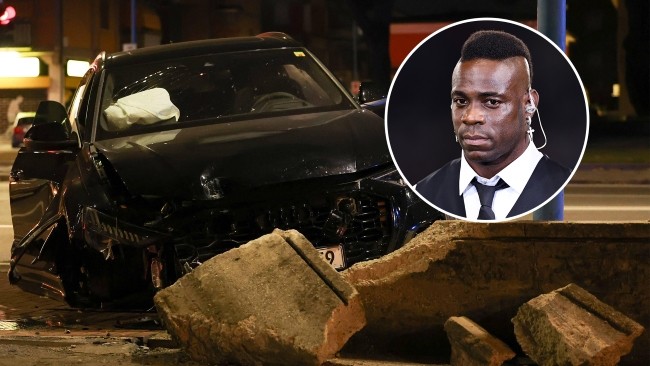Phản ứng của Balotelli sau vụ tai nạn - Bóng Đá
