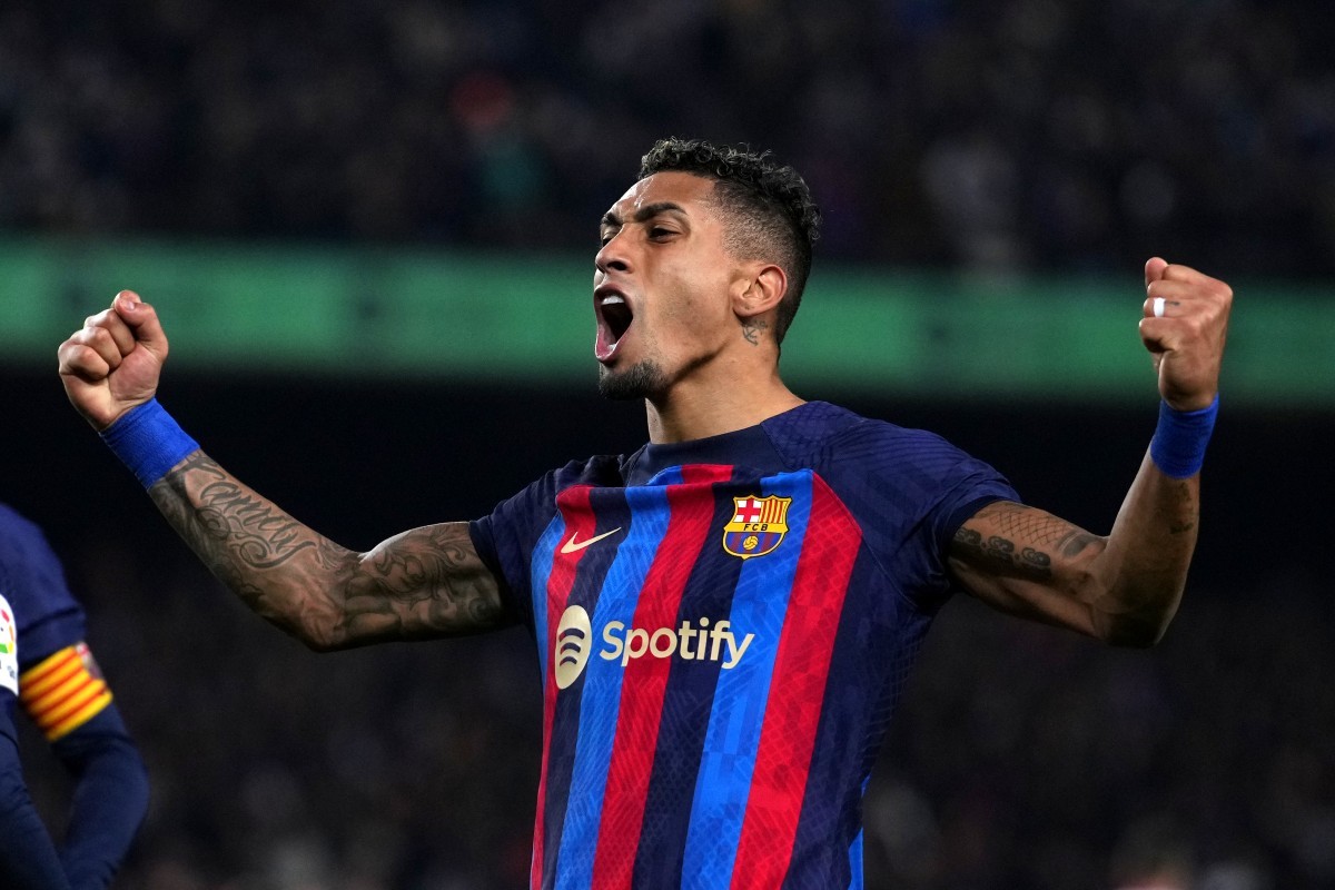 Chelsea cạnh tranh Arsenal, quyết chiêu mộ sao Barca - Bóng Đá