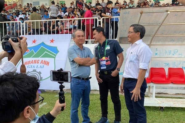 Nước cờ của bầu Đức và hậu quả cho HAGL - Bóng Đá