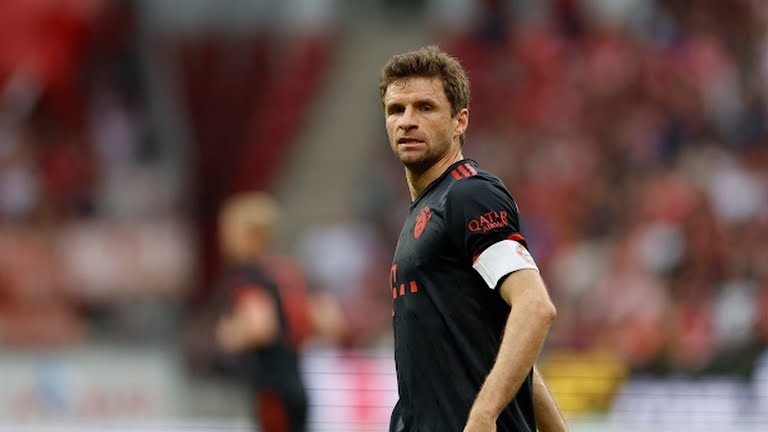Bayern Munich lại gây thất vọng với trận thua ngược - Bóng Đá