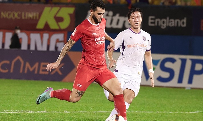 Khung gỗ hóa người hùng, Bình Dương và Thể Công Viettel cầm chân nhau trên sân Gò Đậu - Bóng Đá