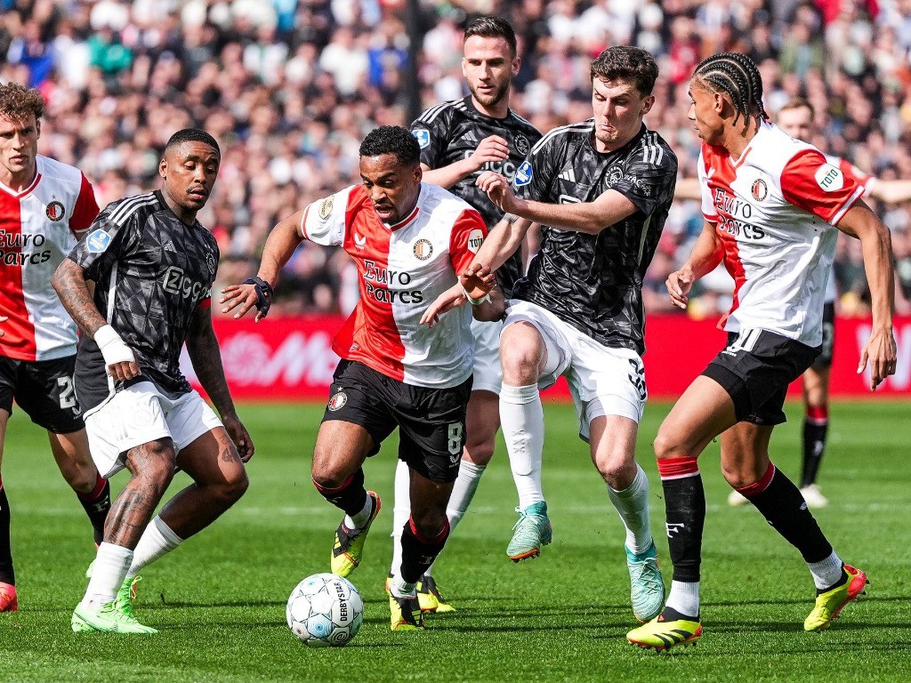 Ác mộng cho Ajax, thua trận sỉ nhục nhất lịch sử - Bóng Đá