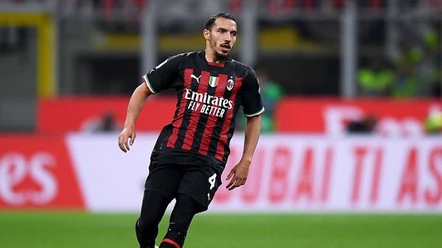 ARSENAL COULD NOW BID £44M FOR AC MILAN STAR Ismael Bennacer - Bóng Đá