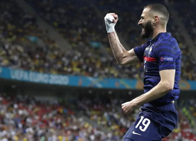 Finisher, creator, Real Madrid leader: Should Benzema be in contention for the Ballon d'Or? - Bóng Đá