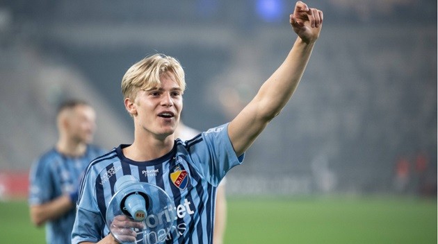 Lucas Bergvall - Barcelona offer €6 million for midfield target, player’s club pushing him to accept €10 million Bundesliga proposal - Bóng Đá