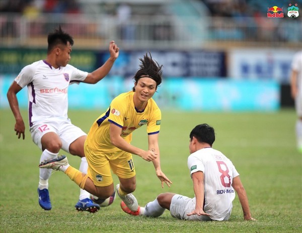 Khi bỏ giải trở thành câu cửa miệng của các ông bầu tại V-League - Bóng Đá