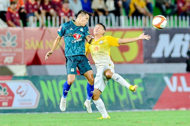 Đắng lòng mùa giải bỏ đi của bầu Đức và HAGL - Bóng Đá