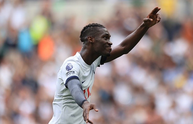 Arsenal keen on Yves Bissouma - Bóng Đá