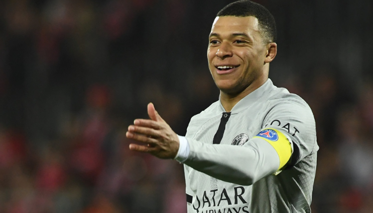 Kempes so sánh Garnacho với Mbappe - Bóng Đá