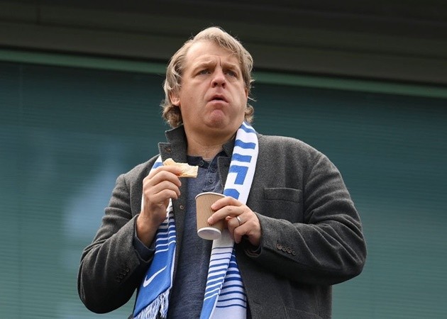 Vụ Manuel Ugarte: Đến cả Chelsea cũng chào thua sức mạnh 
