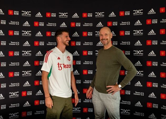 Cuối cùng, Ten Hag đã có De Jong của riêng mình tại Man Utd - Bóng Đá