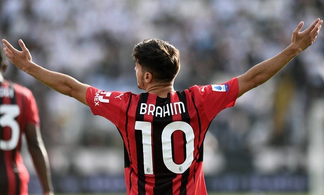 3 punti pesantissimi. I milanisti ringrazino l'Inter e Calhanoglu - Bóng Đá