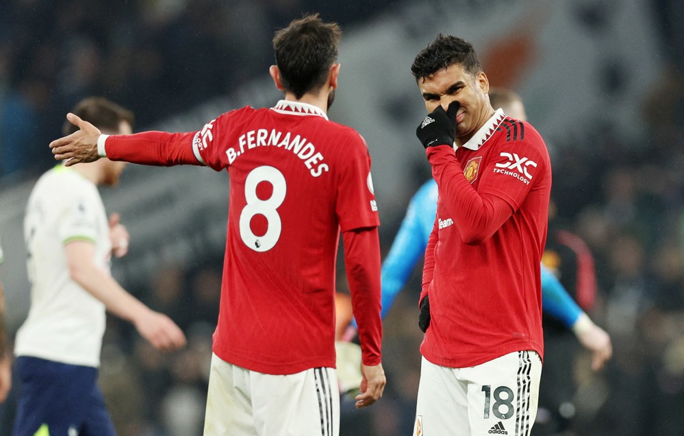 Man United bị cầm hòa, Bruno mắng thẳng mặt Casemiro - Bóng Đá