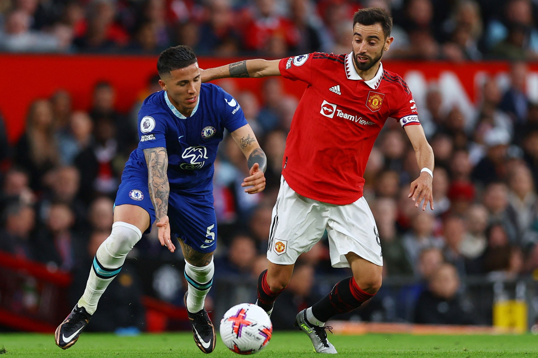 MU bắt đầu mua sắm: Chờ thay đổi với Harry Kane - Bóng Đá