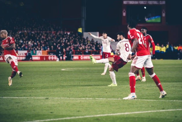 Man Utd boss Erik ten Hag reveals 'targeted' Bruno Fernandes is carrying 'serious injury' - Bóng Đá