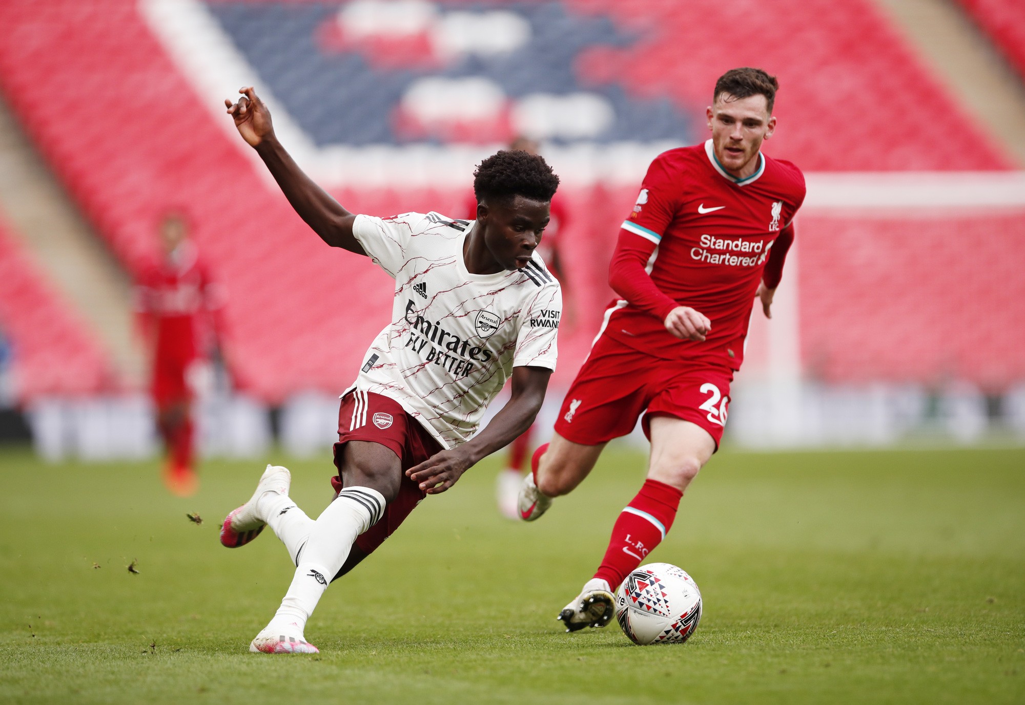 Arsenal star Bukayo Saka ‘interested’ in joining Liverpool as Jurgen Klopp eyes sensational transfer - Bóng Đá