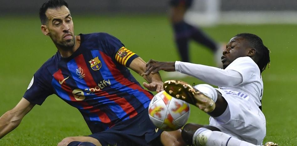 5 điểm nhấn Real 0-1 Barca:  - Bóng Đá