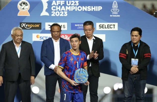 Chuyện thành sao sau U23 ĐNÁ: Quan Văn Chuẩn cần tỉnh táo - Bóng Đá