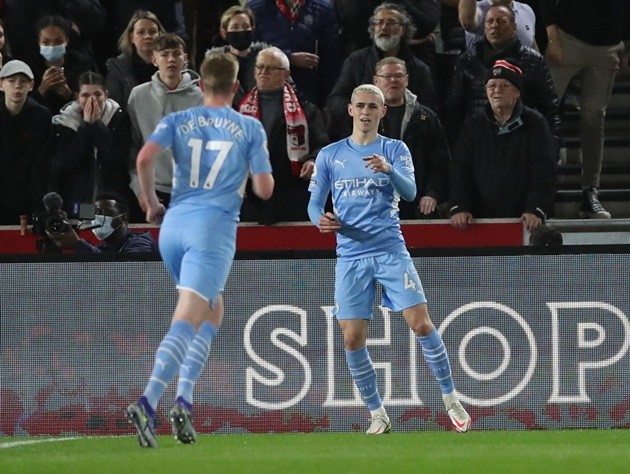 Man City tạo khoảng cách 9 điểm với Liverpool - Bóng Đá