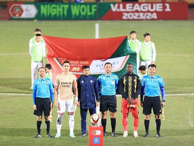 HAGL thoát khỏi đáy BXH; Thực hư chuyện Hoàng Đức bị chê 'mắc bệnh sao' - Bóng Đá