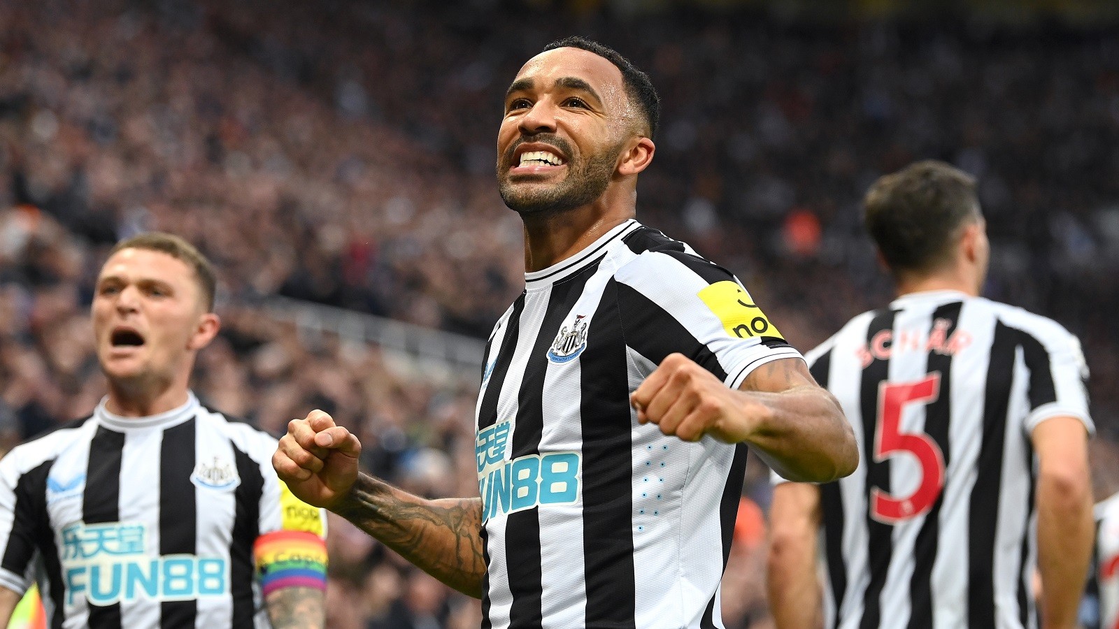 Sao Newcastle lên tiếng về cuộc đua top 4 với Liverpool, M.U - Bóng Đá