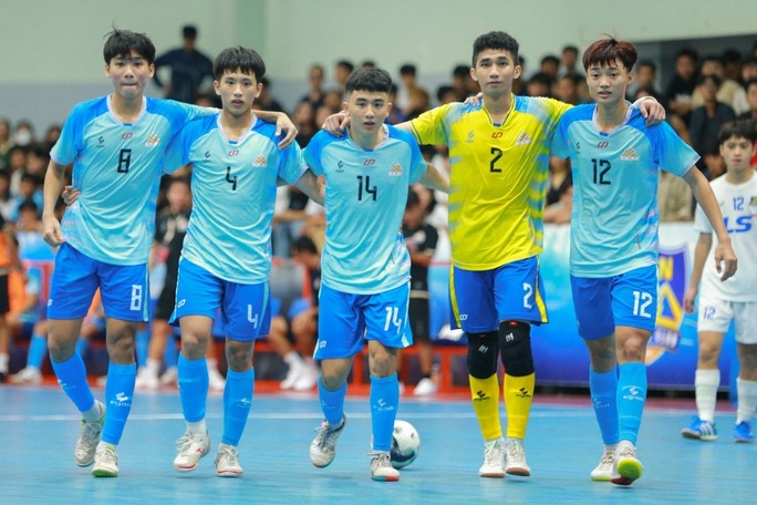 Cao Bằng cùng cựu HLV tuyển futsal Việt Nam vô địch giải U20 Quốc gia 2023 - Bóng Đá