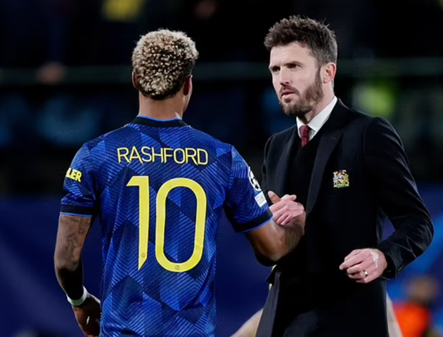 'Michael Carrick should have stayed’: Andrei Kanchelskis worries Manchester United - Bóng Đá