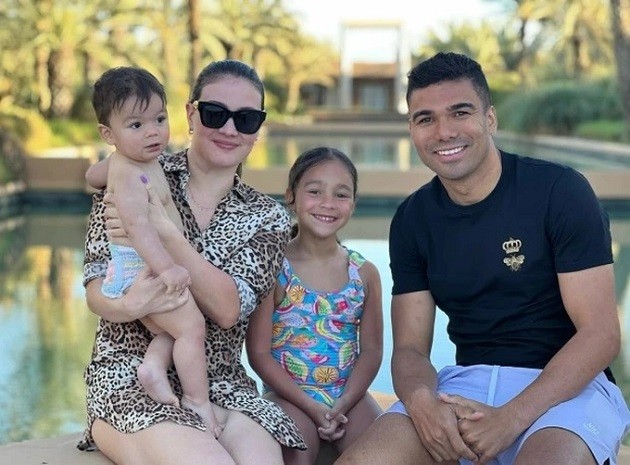 How Manchester United star Casemiro spends his millions - Bóng Đá