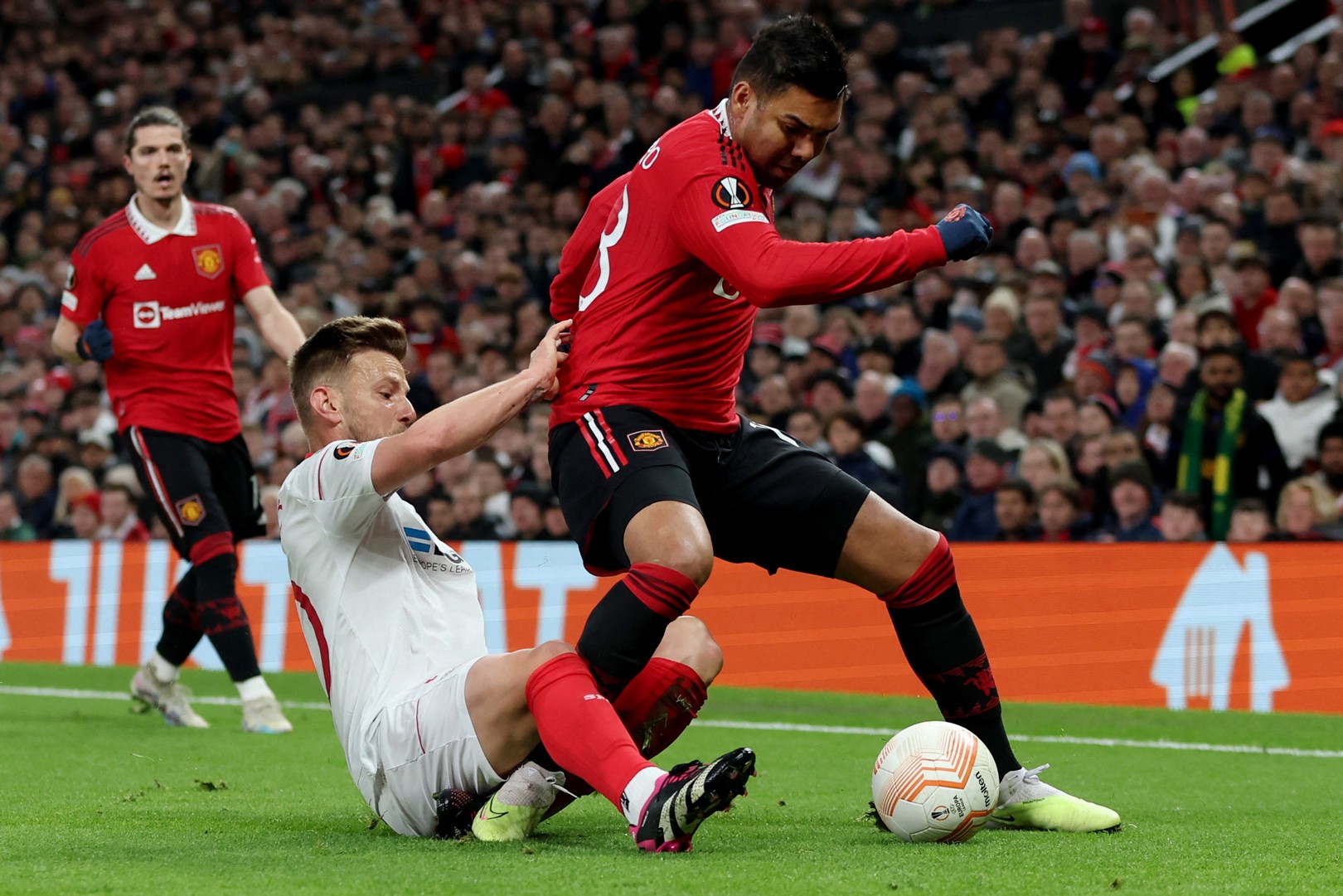 MU rơi chiến thắng trước Sevilla: Trả giá vì Erik ten Hag - Bóng Đá