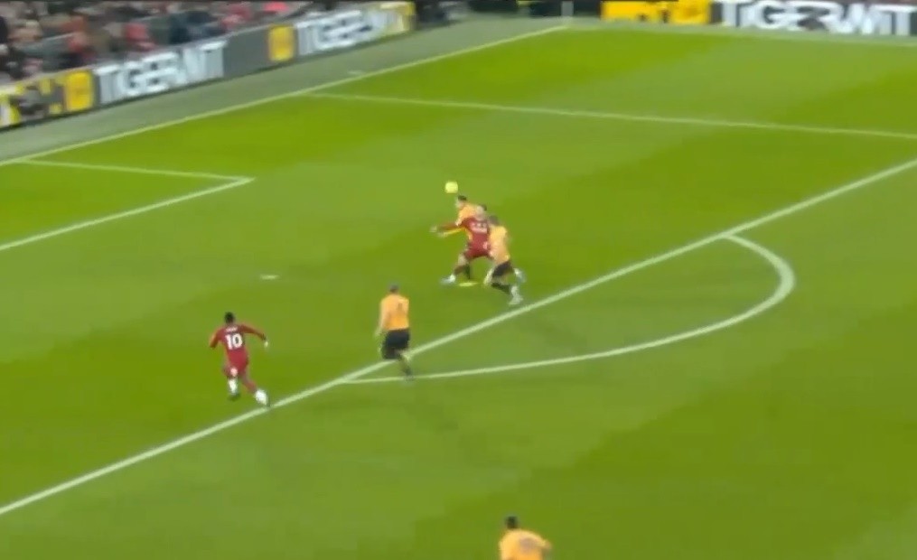 Bóng đã chạm tay Van Dijk trong bàn mở tỷ số của Mane? - Bóng Đá