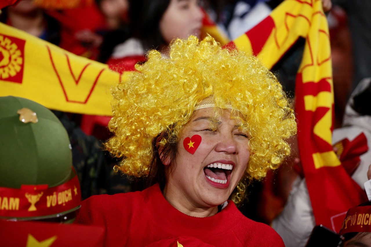 Báo chí quốc tế: CĐV Việt Nam nổi bật khán đài World Cup nữ 2023 - Bóng Đá