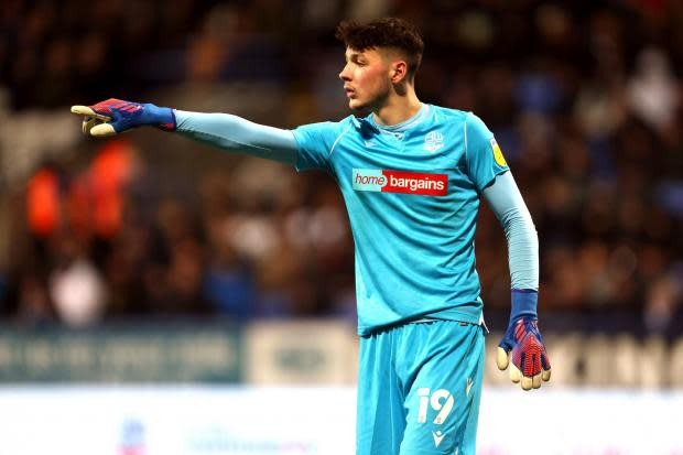 Manchester City goalkeeper James Trafford 'closing in on £19m Burnley move' - Bóng Đá