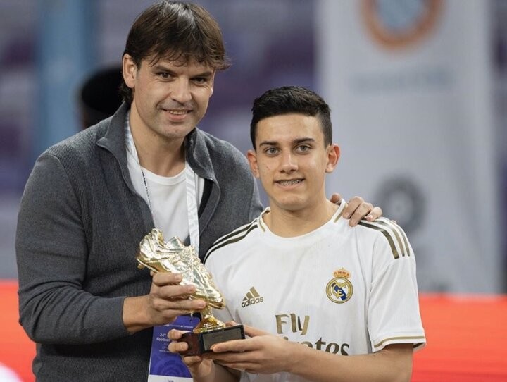 Former Arsenal star's SON signs for Real Madrid, four years after his father's tragic death - Bóng Đá