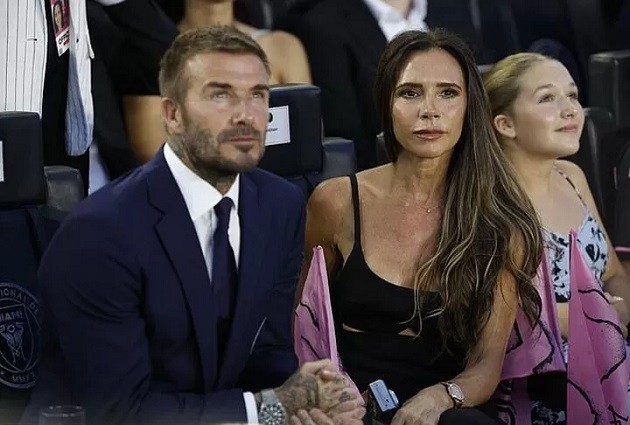 Victoria Beckham's daughter Harper enjoys a 'girls night' with Kim Kardashian at Lionel Messi's Inter Miami star-studded debut match - Bóng Đá