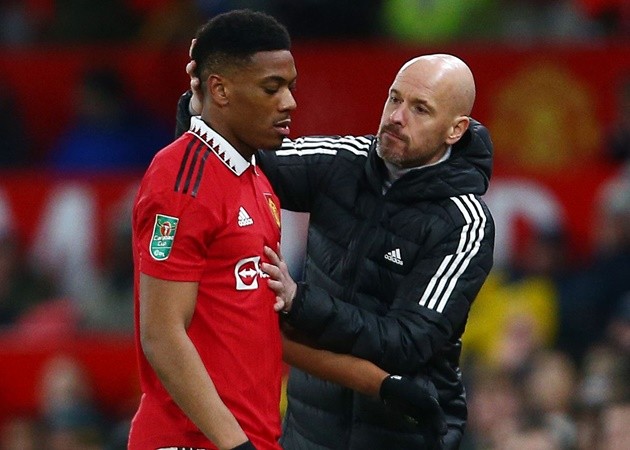 Ten Hag và động thái chấm dứt tương lai Martial  - Bóng Đá