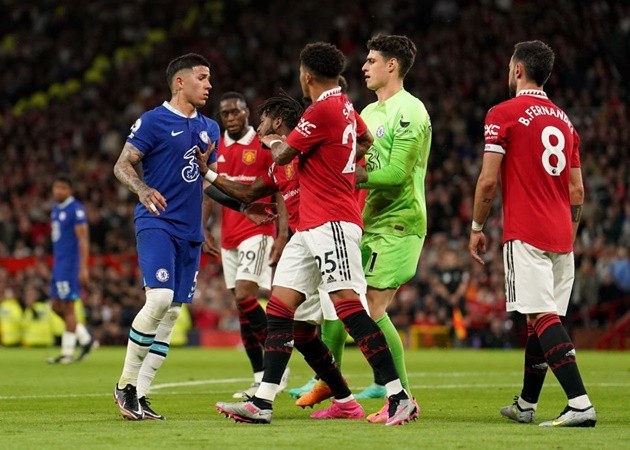 Enzo đơn độc tại Old Trafford, mới thấy Chelsea khủng hoảng ra sao - Bóng Đá