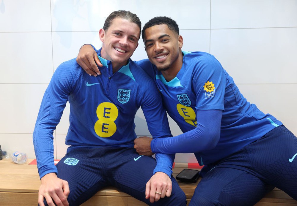 Chuyển nhượng - Bóng Đá