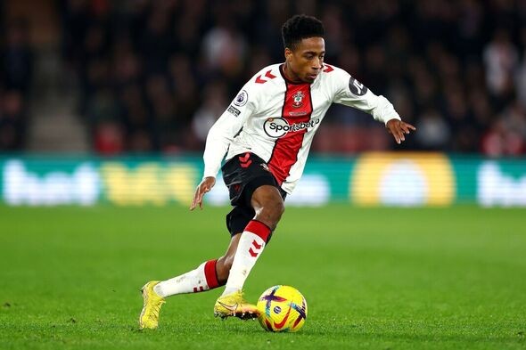 Kyle Walker-Peters - Man Utd 'add new player to Erik ten Hag January transfer shortlist' as Chelsea follow suit - Bóng Đá