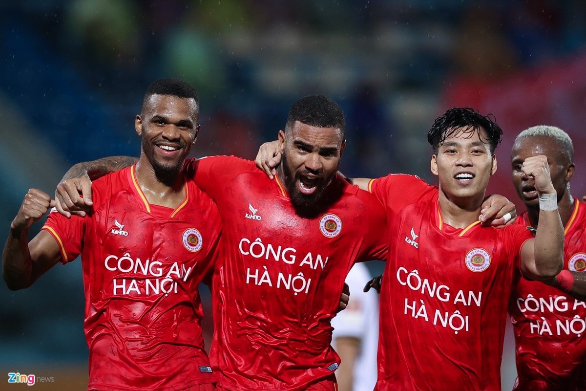 Không cần Quang Hải, CLB Công An Hà Nội vẫn đè bẹp Hà Tĩnh - Bóng Đá