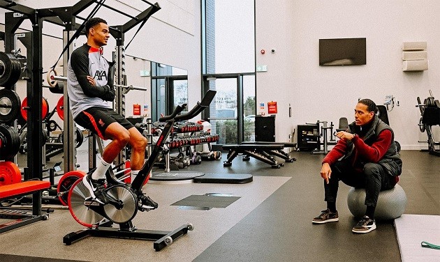 GAKPO SUMS UP HIS FIRST LIVERPOOL TRAINING SESSION WITH 3-WORD MESSAGE - Bóng Đá