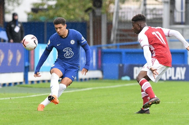 Xác nhận: Chelsea ký hợp đồng mới với trung vệ tiềm năng - Bóng Đá