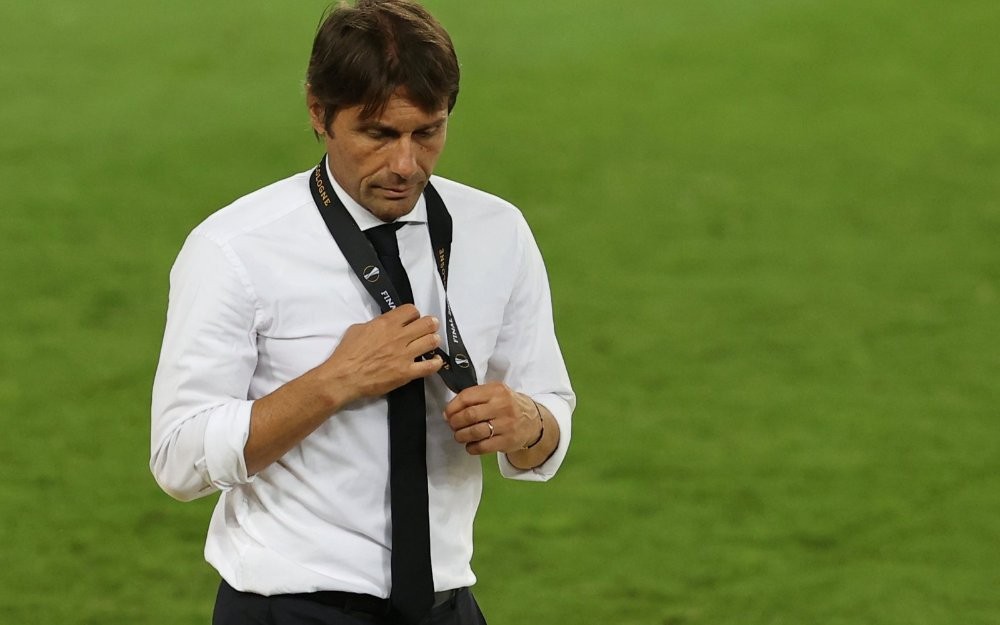 Manchester United: Dean Jones claims Antonio Conte is ‘certainly interested’ in managing club - Bóng Đá