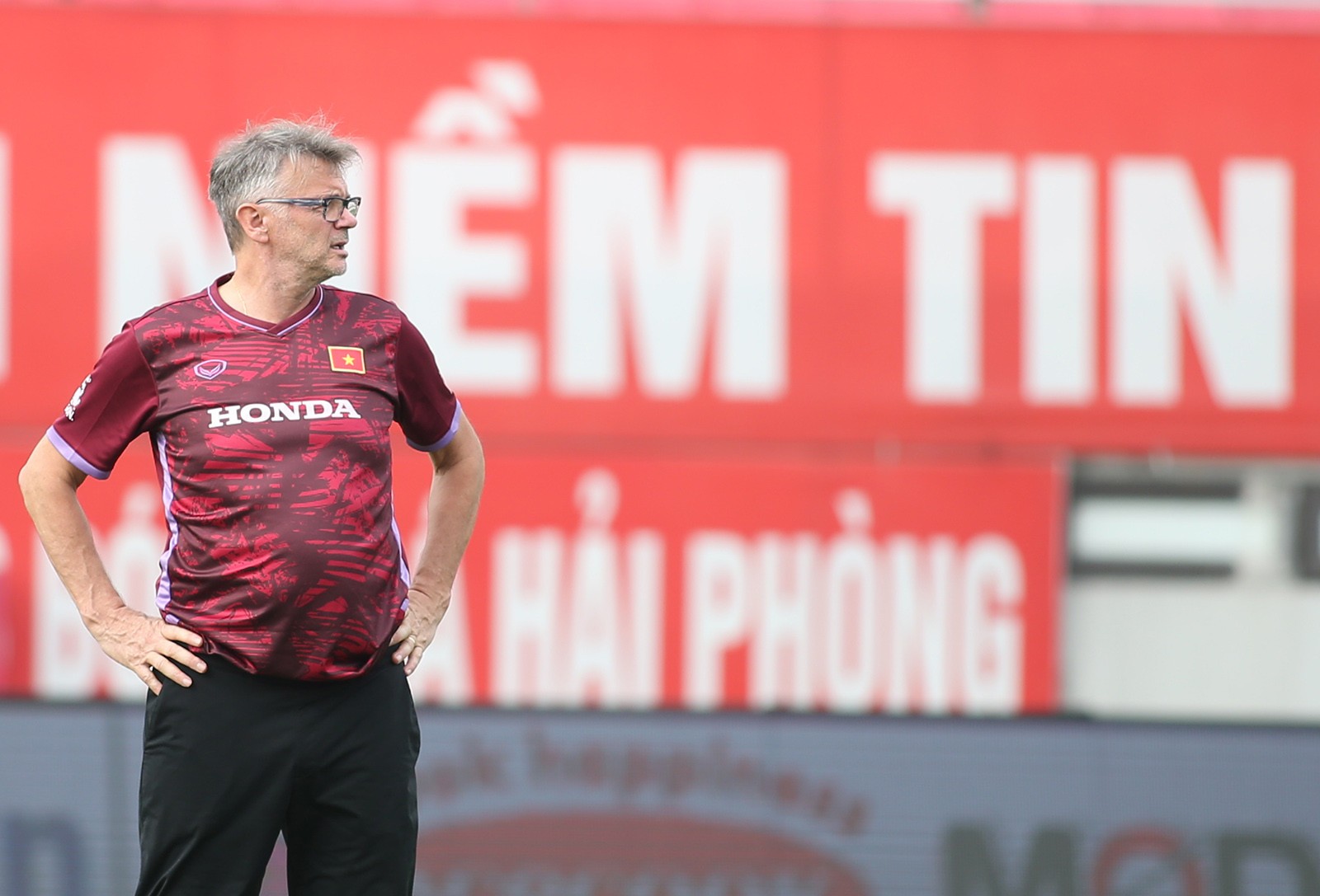 Công Phượng, Văn Toàn chạy đua thời gian đấu Hong Kong - Bóng Đá