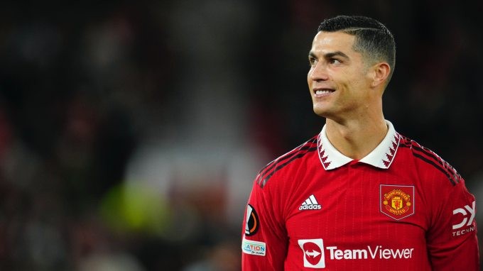 Động thái của Ronaldo là lời cảnh tỉnh cho các CĐV Man United - Bóng Đá
