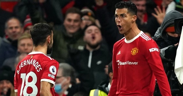 Gudjohnsen khuyên Fernandes thôi chuyền bóng cho Ronaldo - Bóng Đá